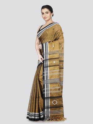 Pinkloom women's gold silk-sarees with running blouse piece 2