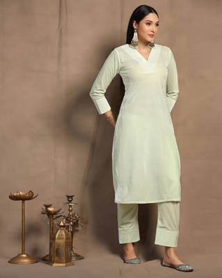 SHADES OF FAASHION Women Mint Green Velvet Suit Set  3