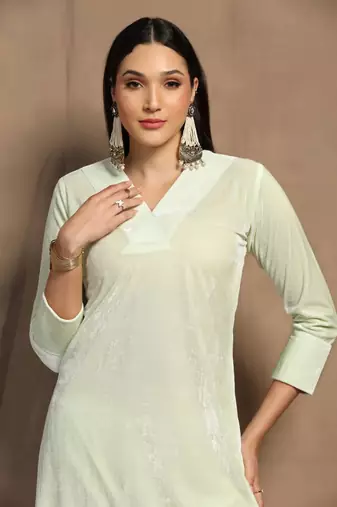 SHADES OF FAASHION Women Mint Green Velvet Suit Set 