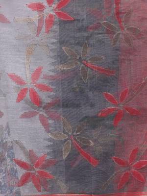 Off white matka soft saree with resham pallu 4