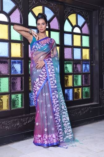 Grey dual-tone muslin saree with jamdani designs