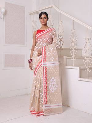 Beige cotton handwoven jamdani saree 1