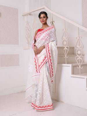 Off white cotton handwoven jamdani saree 1