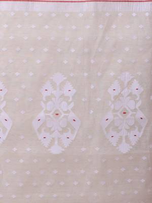 Off white cotton handwoven jamdani saree 4