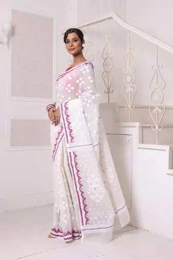 Off white cotton handwoven jamdani saree
