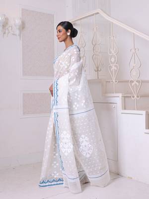 Off white cotton handwoven jamdani saree 2