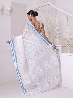 Off white cotton handwoven jamdani saree 3