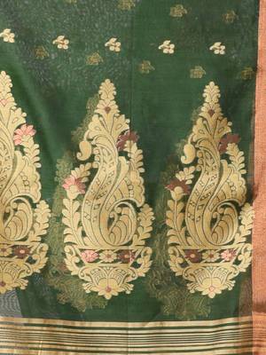 Green cotton saree with zari borders 4
