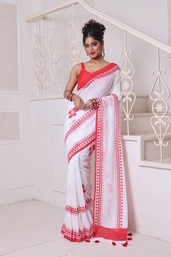 White hibiscus printed bengali style mulmul cotton soft saree