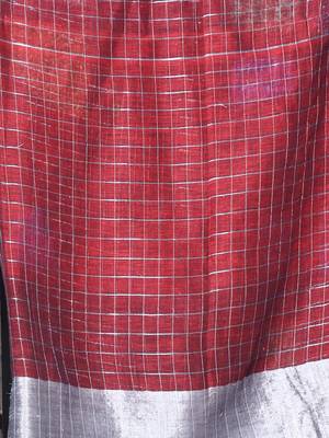 Maroon checkbox designs soft saree with zari borders 4