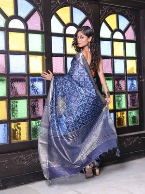 Navy blue silk soft saree with zari borders 3