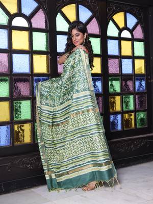Green printed silk soft saree with printed borders 2