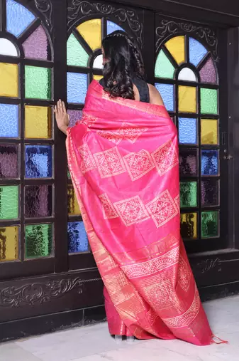 Pink silk soft saree with zari borders