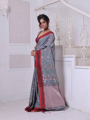 Grey cotton handwoven saree with floral buttas 2