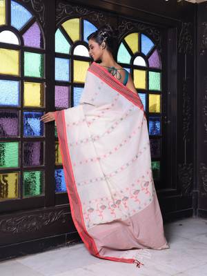 Beige cotton handwoven saree with floral buttas 3