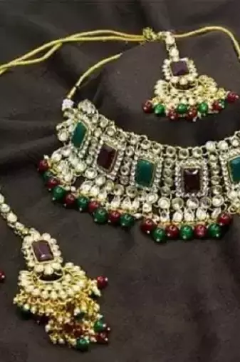 Kundan choker necklace set