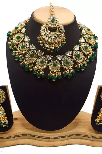 Kundan choker necklace set