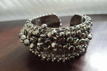 Ghungroo kada cuff navratri bangle ethnic jewelry adjustable kadas bangle for women nav ratri jewellery wraparound cuffs 2