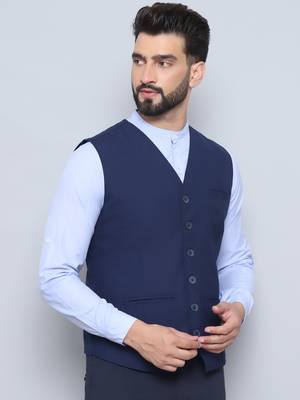 Waistcoat with welt pockets 4