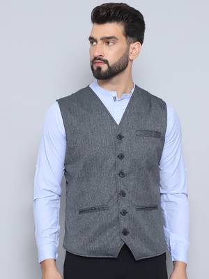 Waistcoat with welt pockets 2