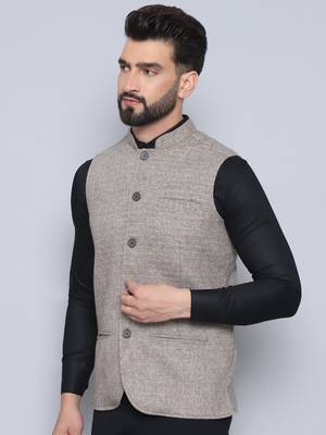 Nehru jacket with welt pockets 4