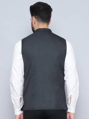 Nehru jacket with welt pockets 3