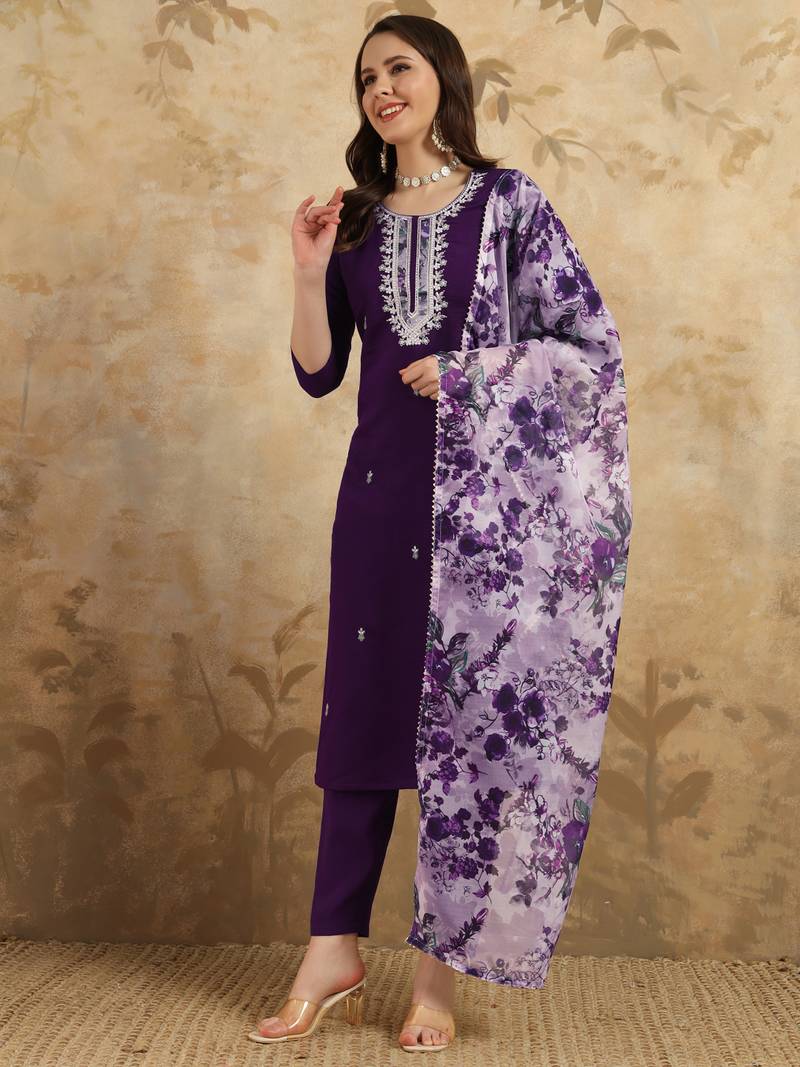 Women's Chanderi Embroidered Straight Kurta with Pant And Dupatta Set