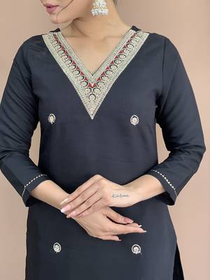 Women's Chanderi Viscose Embroidered Straight Kurta with Pant And Dupatta Set 4