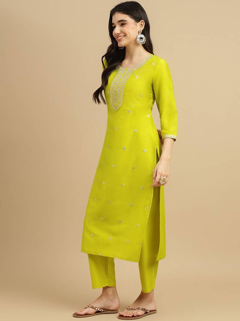 Women's Chinon Embroidered Straight Kurta with Pant And Printed Dupatta Set