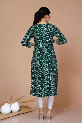 Womens rayon green bandhani print straight kurti