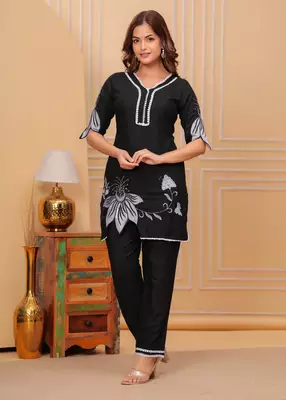 Black embroidered rayon kurta and pant set 1