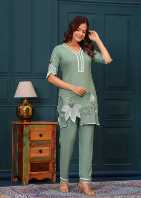 Cloudy green embroidered rayon kurta and pant set 5