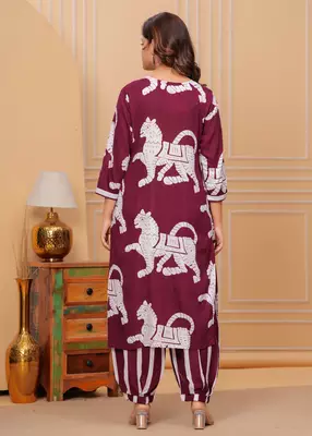 Maroon printed rayon kurta and pant set 5