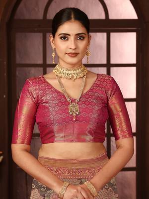 Navyblue woven design kanjeevaram silk blend saree with blouse 4