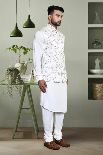 Off white art silk kurta jacket set for men's beautiful embroidery