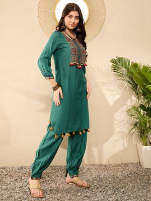 Women Teal color viscose rayon thread work fancy kurta and bottom set 4
