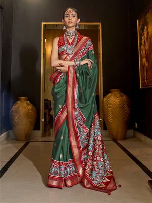 Elora pure sigma silk woven designed printed patola saree (dark green) 1