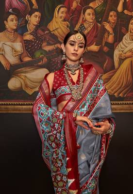 Elora pure sigma silk woven designed printed patola saree (grey) 2