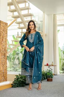 Blue  cotton    embriodery  work straight  kurti pant dupatta set 3