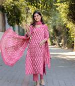 Peach floral printed aline kurta pant with dupatta set