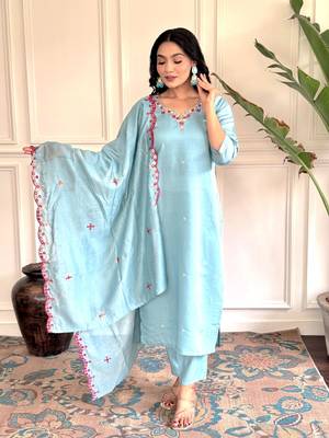 Women's Chanderi Viscose Embroidered Straight Kurta with Pant And Dupatta Set 1