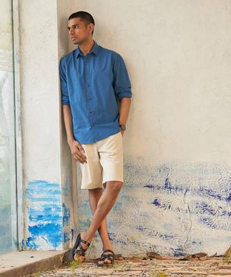Blue And off white cotton european alley outfit 2