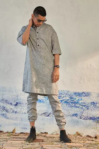 Grey textured cotton pebbled street kurta