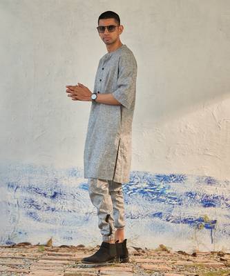 Grey textured cotton pebbled street kurta with jogger 5