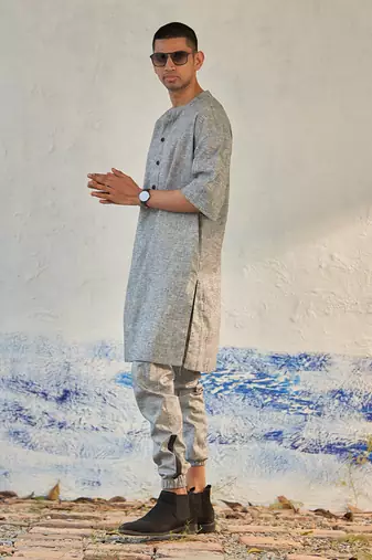 Grey textured cotton pebbled street kurta with jogger