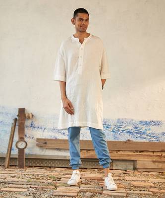 White textured cotton crushed ice kurta with jogger 1