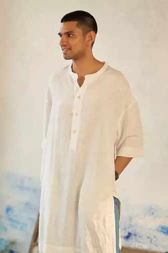 White textured cotton crushed ice kurta with jogger
