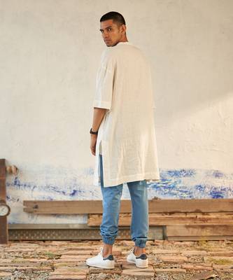 White textured cotton crushed ice kurta with jogger 4