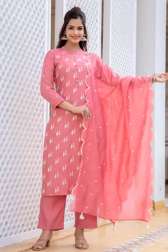 Pink color silk blend embroidered work fancy kurta bottom and dupatta set