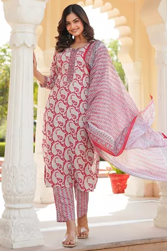 Women Red color cotton blend printed work fancy kurta bottom and dupatta set